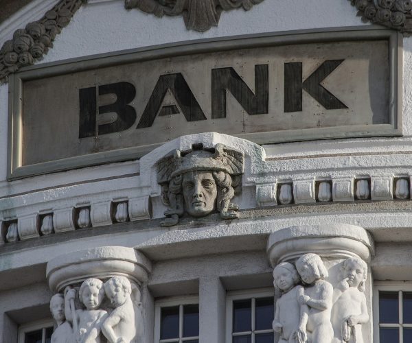 bank-2907728_1280 bank-2907728_1280